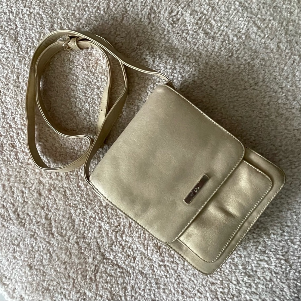 Liz Claiborne Leather Co. Gold Crossbody Purse Genuine Leather